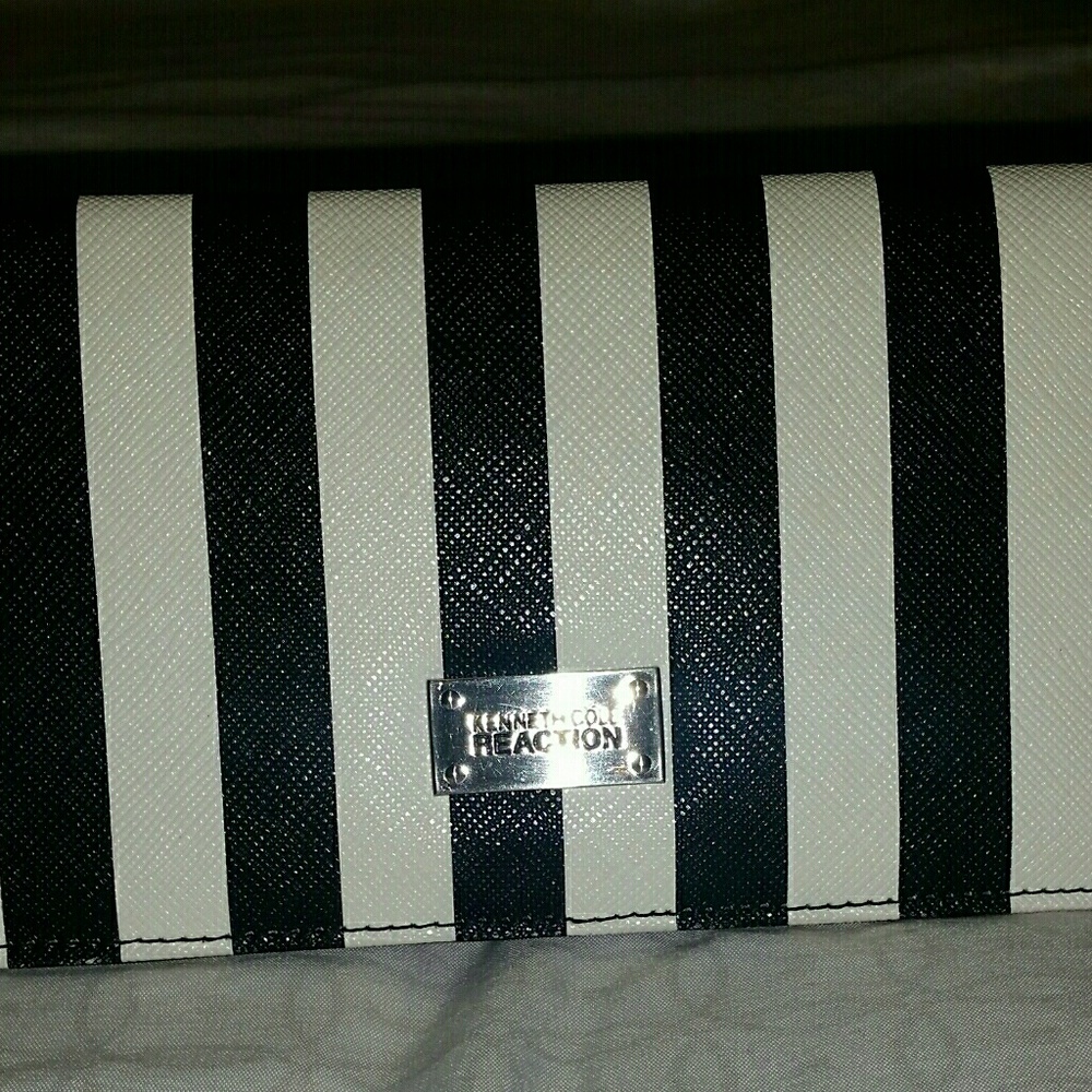 Kenneth Cole wallet